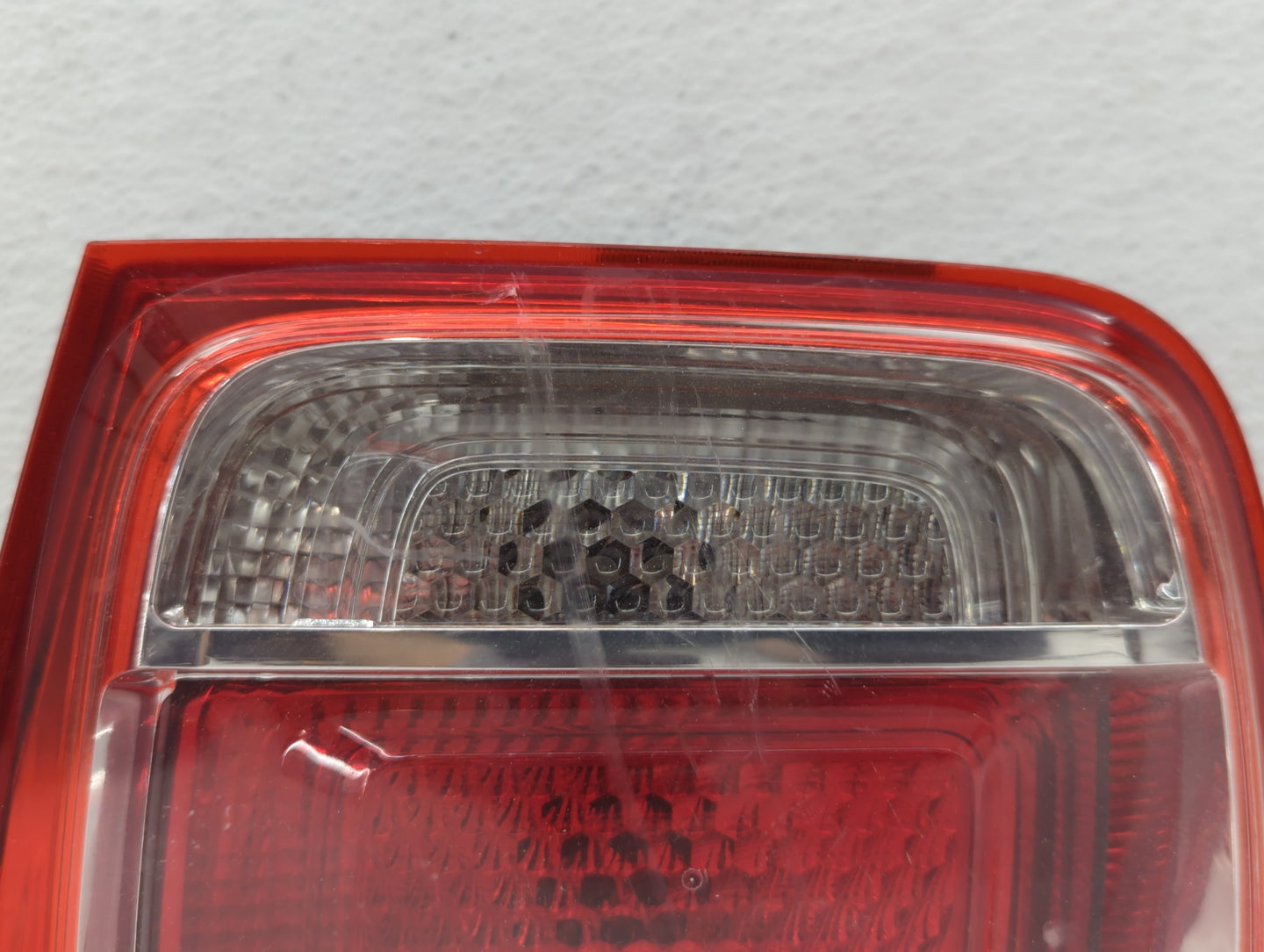 2013-2016 Chevrolet Malibu Tail Light Assembly Driver Left OEM Fits Fits 2013 2014 2015 2016 OEM Used Auto Parts - Oemusedau