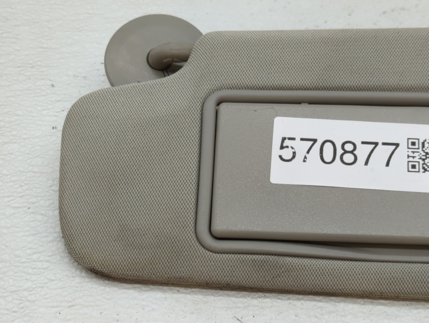 2013-2016 Chevrolet Malibu Sun Visor Shade Replacement Driver Left Mirror Fits Fits 2013 2014 2015 2016 OEM Used Auto Parts 