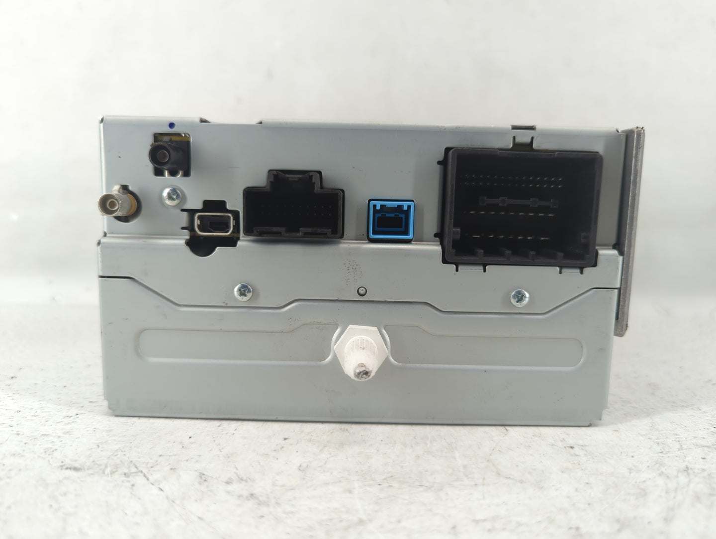 2014-2016 Chevrolet Malibu Am Fm Cd Player Radio Receiver - Oemusedautoparts1.com