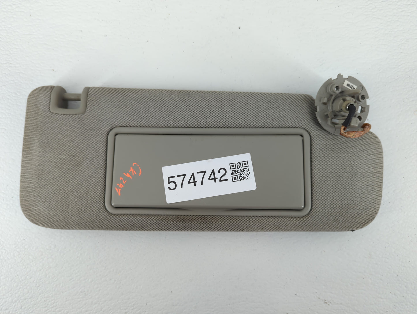 2013-2016 Chevrolet Malibu Sun Visor Shade Replacement Passenger Right Mirror Fits Fits 2013 2014 2015 2016 OEM Used Auto Pa