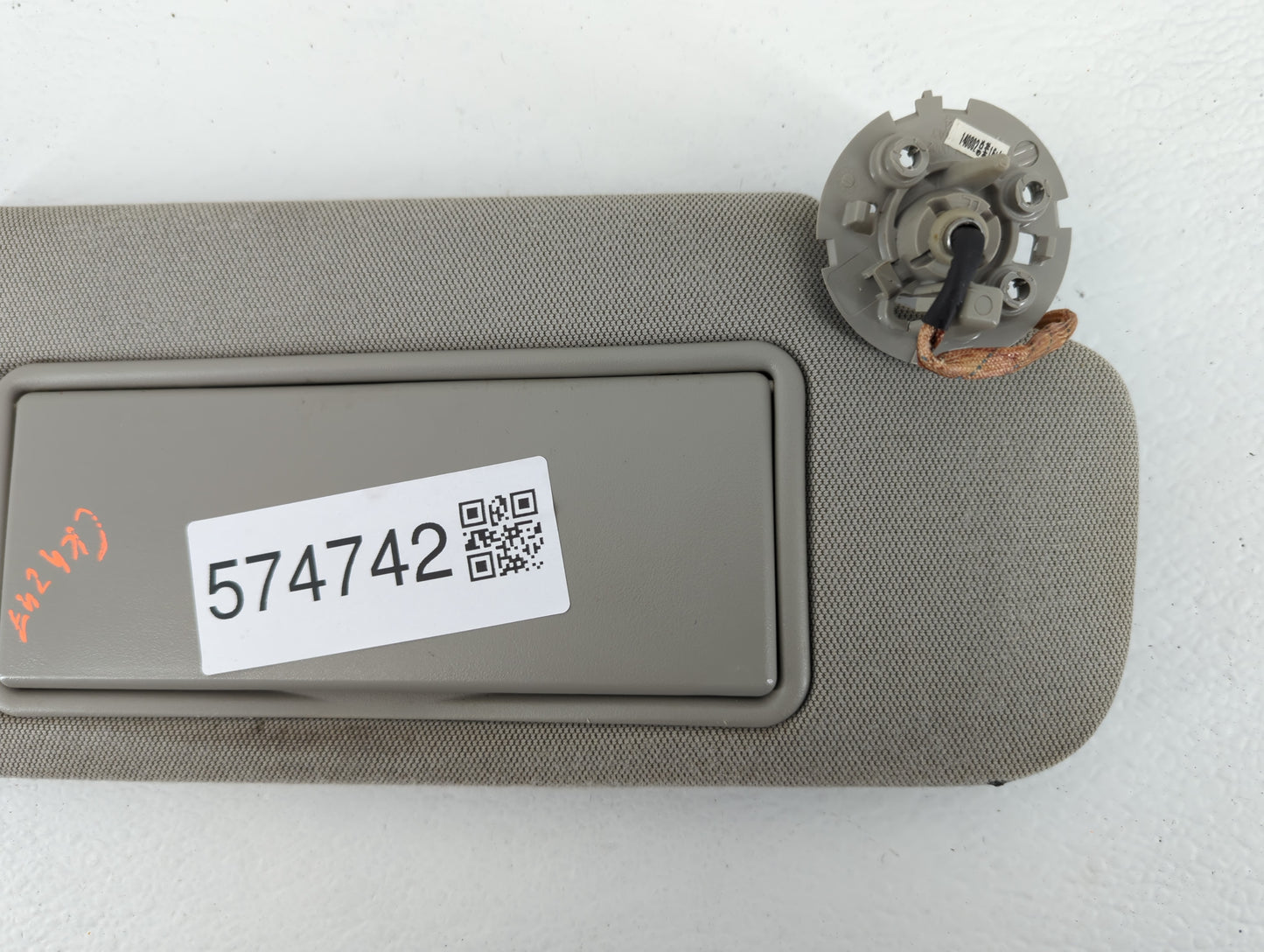 2013-2016 Chevrolet Malibu Sun Visor Shade Replacement Passenger Right Mirror Fits Fits 2013 2014 2015 2016 OEM Used Auto Pa