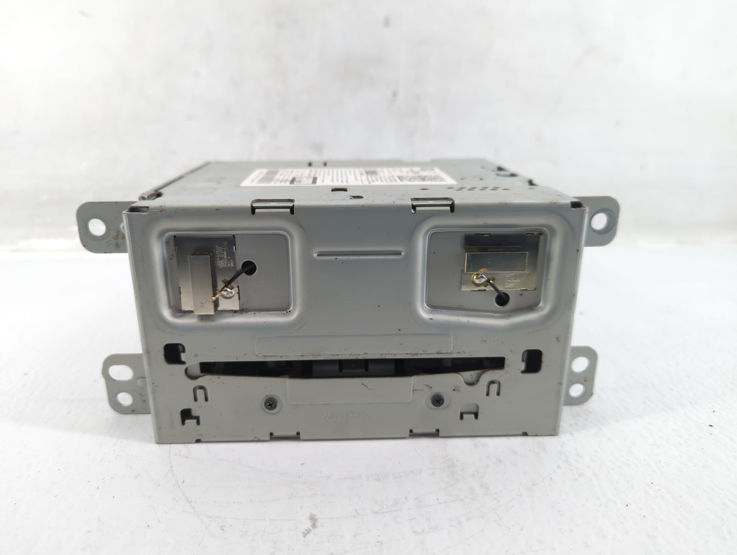 2015 Chevrolet Malibu Radio AM FM Cd Player Receiver Replacement P/N:23495272 23284461, 23235332, 23476254 Fits OEM Used Aut