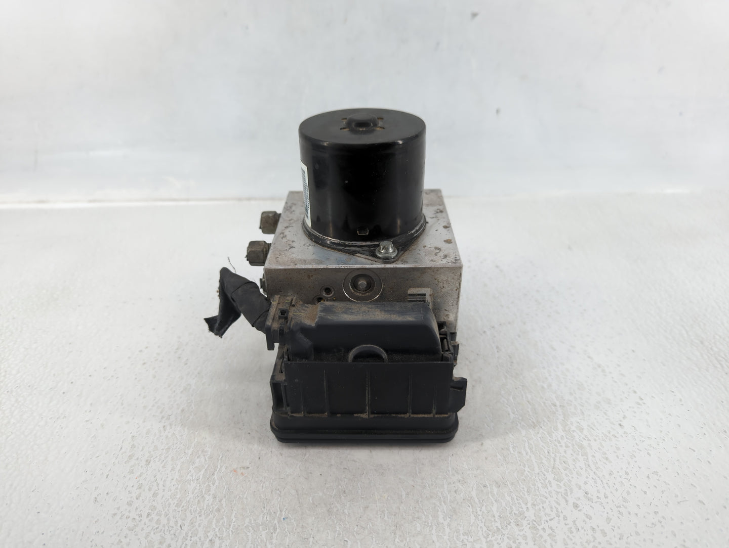 2013-2016 Chevrolet Malibu ABS Pump Control Module Replacement P/N:22863598 Fits Fits 2012 2013 2014 2015 2016 OEM Used Auto
