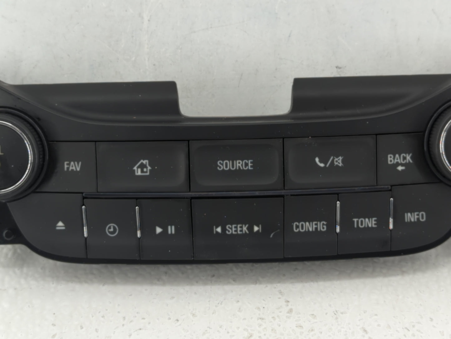 2014-2016 Chevrolet Malibu Radio Control Panel - Oemusedautoparts1.com