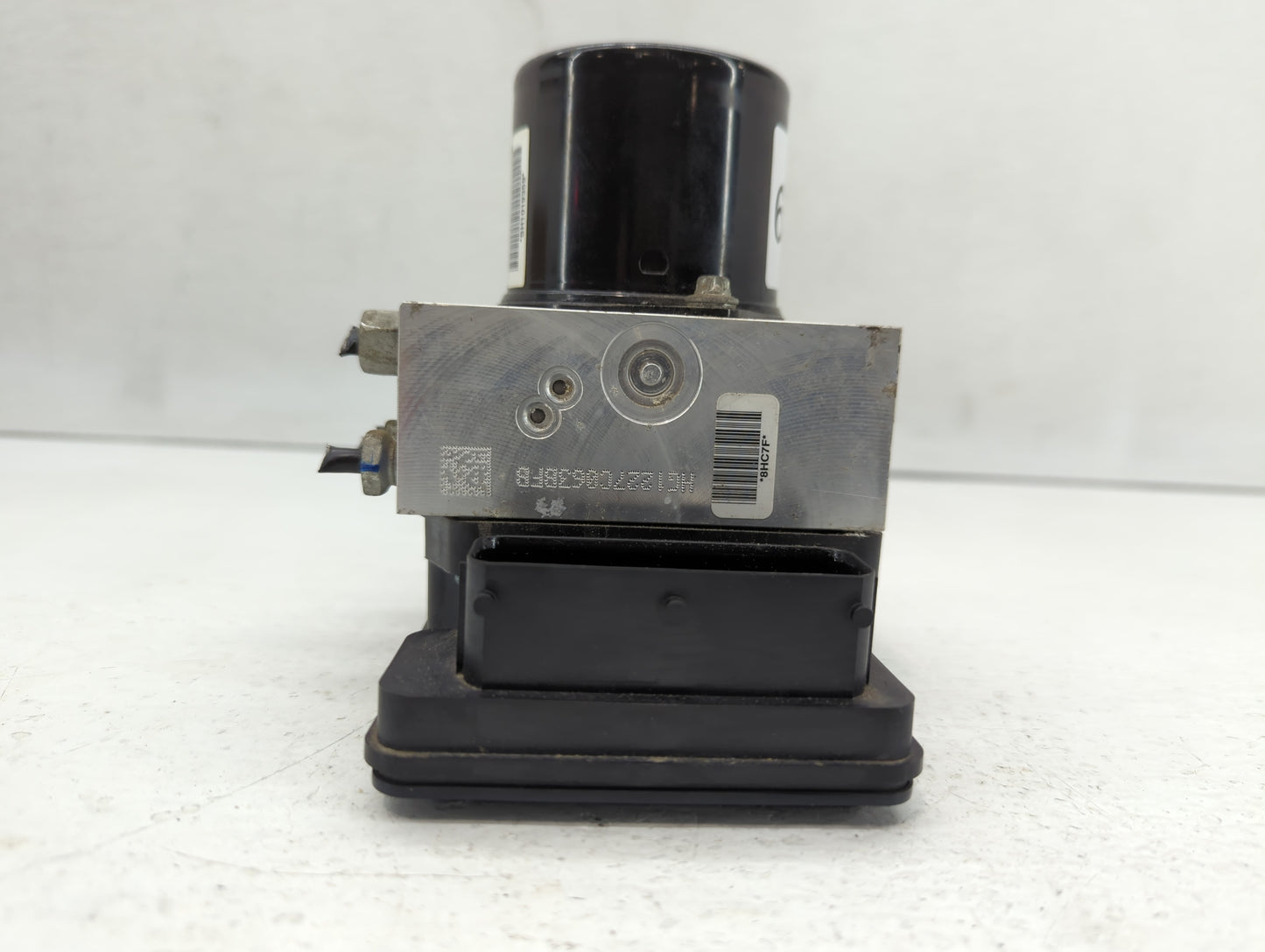 2013-2016 Chevrolet Malibu ABS Pump Control Module Replacement P/N:22815252 Fits Fits 2012 2013 2014 2015 2016 OEM Used Auto