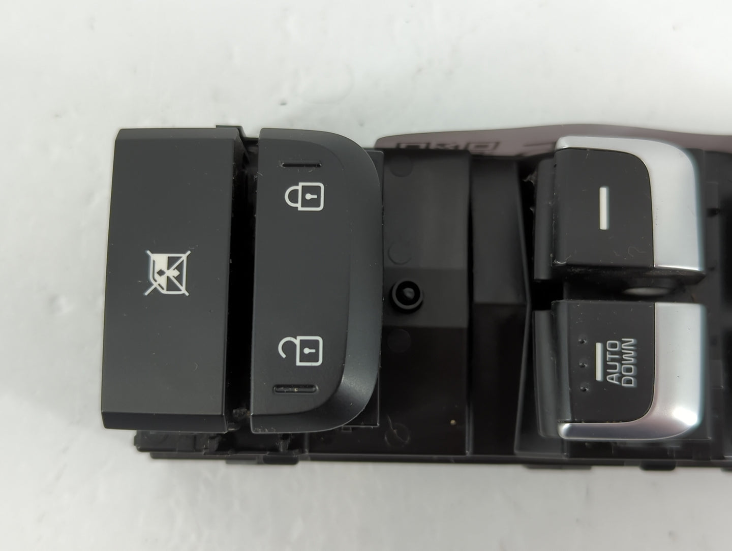 2015 Chevrolet Malibu Master Power Window Switch Replacement Driver Side Left P/N:93570-D9300 T5R0734 Fits OEM Used Auto Par