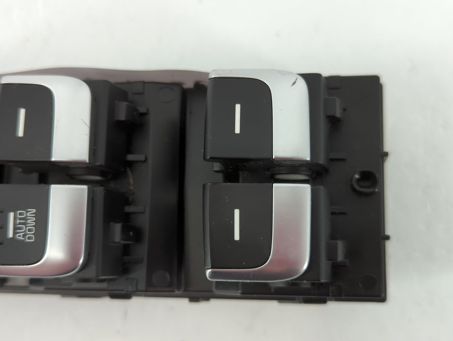 2015 Chevrolet Malibu Master Power Window Switch Replacement Driver Side Left P/N:93570-D9300 T5R0734 Fits OEM Used Auto Par