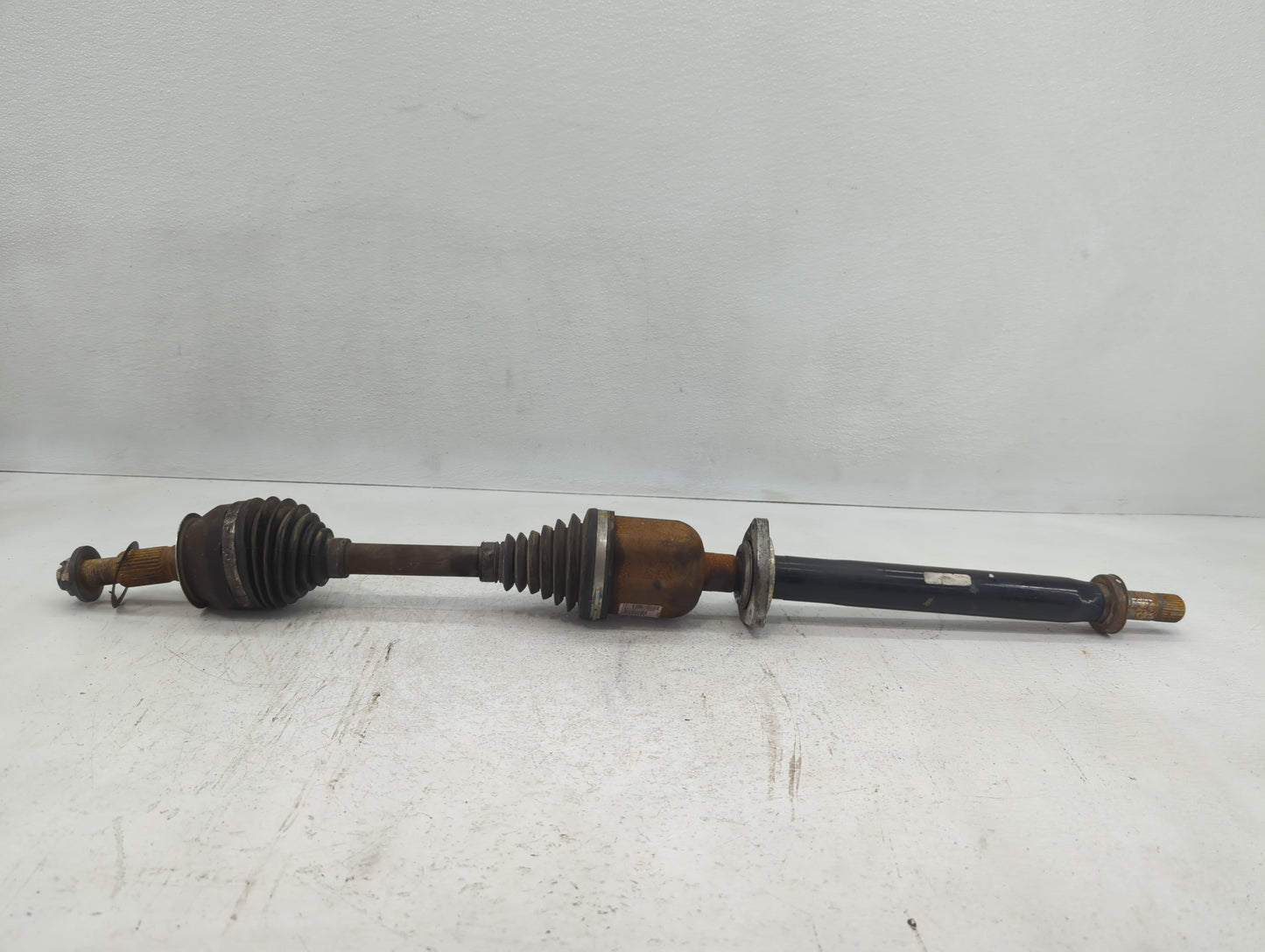 2015 Chevrolet Malibu Axle Shaft Front Passenger Cv C/v - Oemusedautoparts1.com