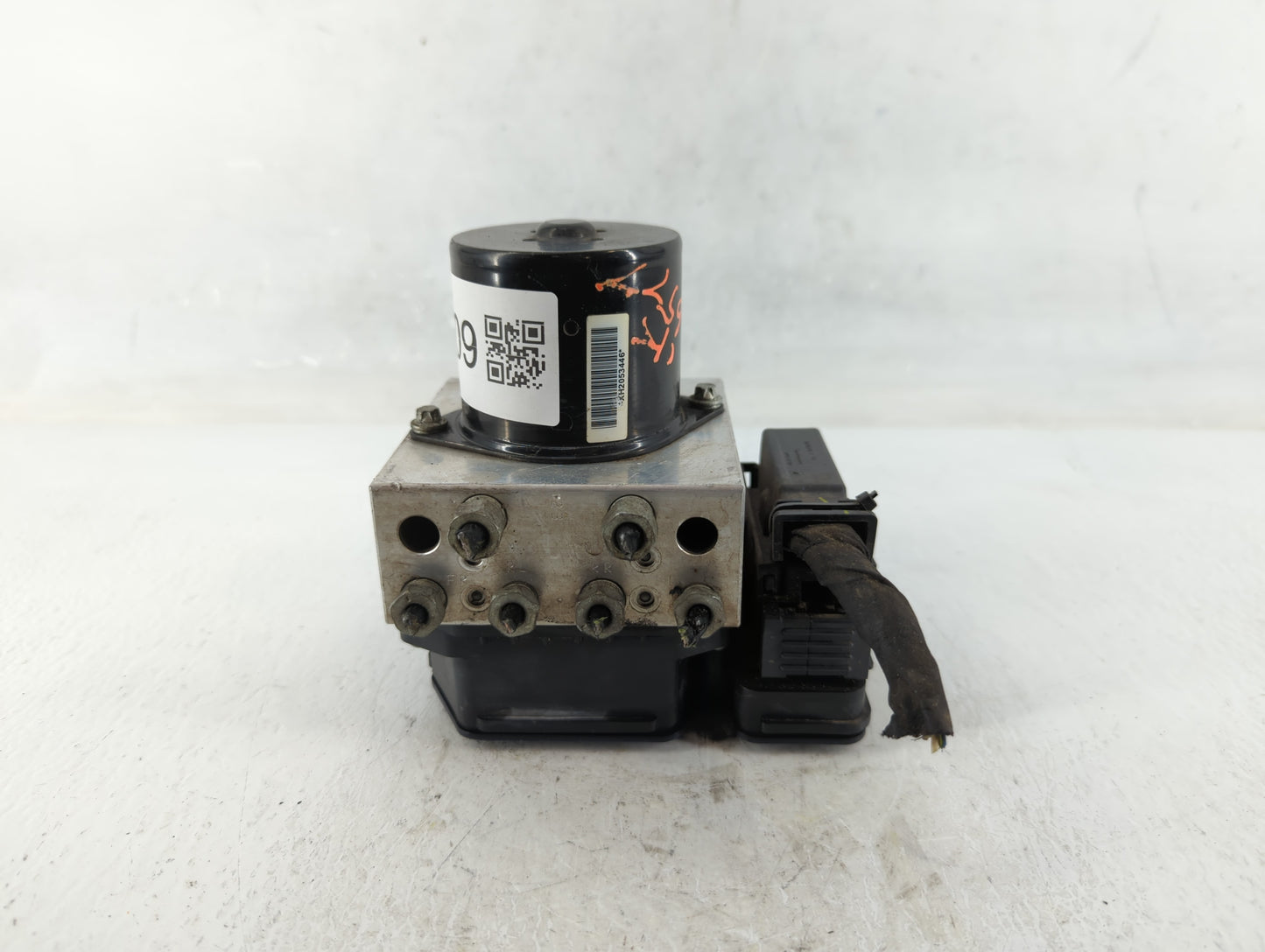 2013-2016 Chevrolet Malibu ABS Pump Control Module Replacement P/N:22863598 Fits Fits 2012 2013 2014 2015 2016 OEM Used Auto