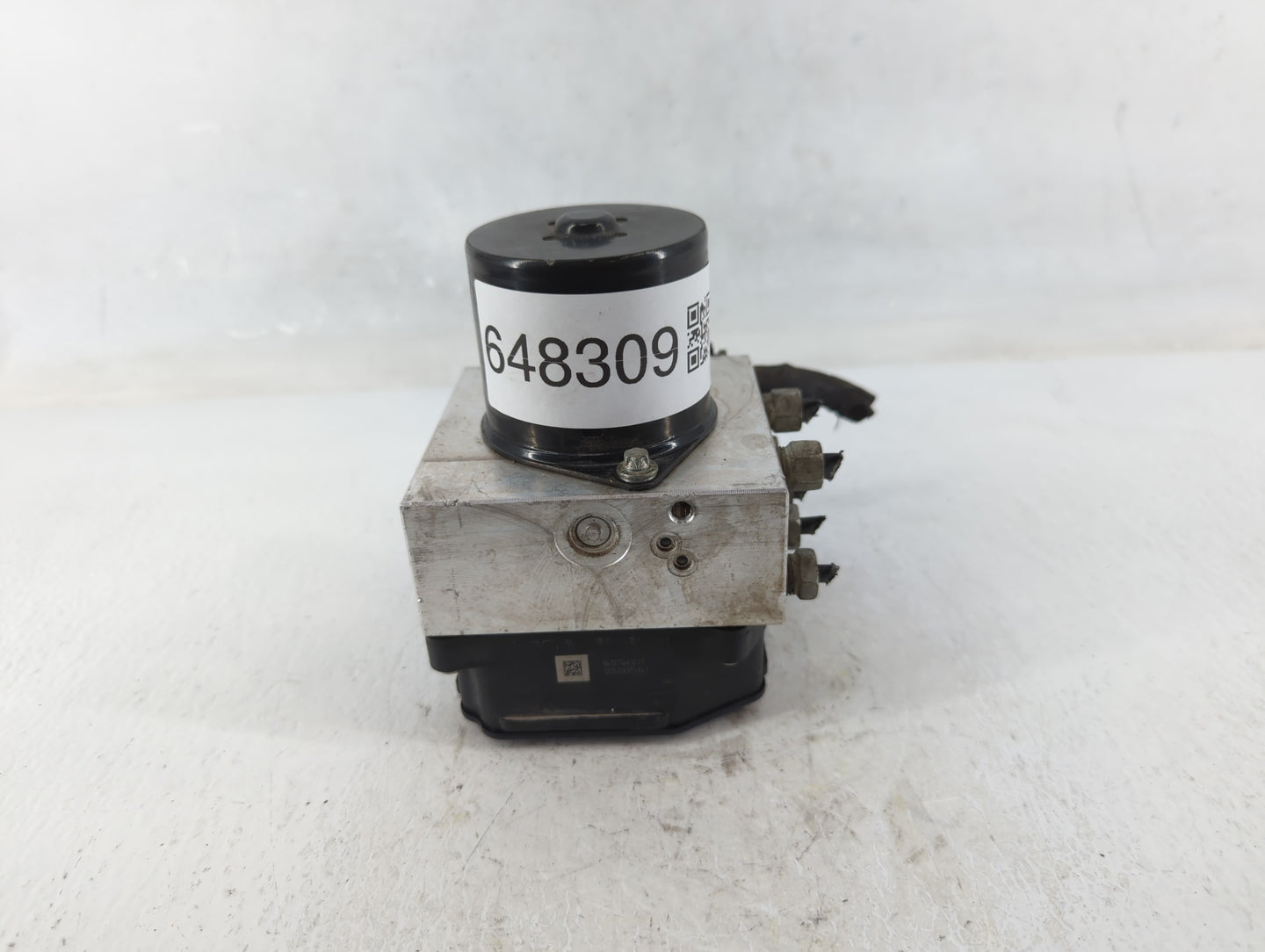 2013-2016 Chevrolet Malibu ABS Pump Control Module Replacement P/N:22863598 Fits Fits 2012 2013 2014 2015 2016 OEM Used Auto