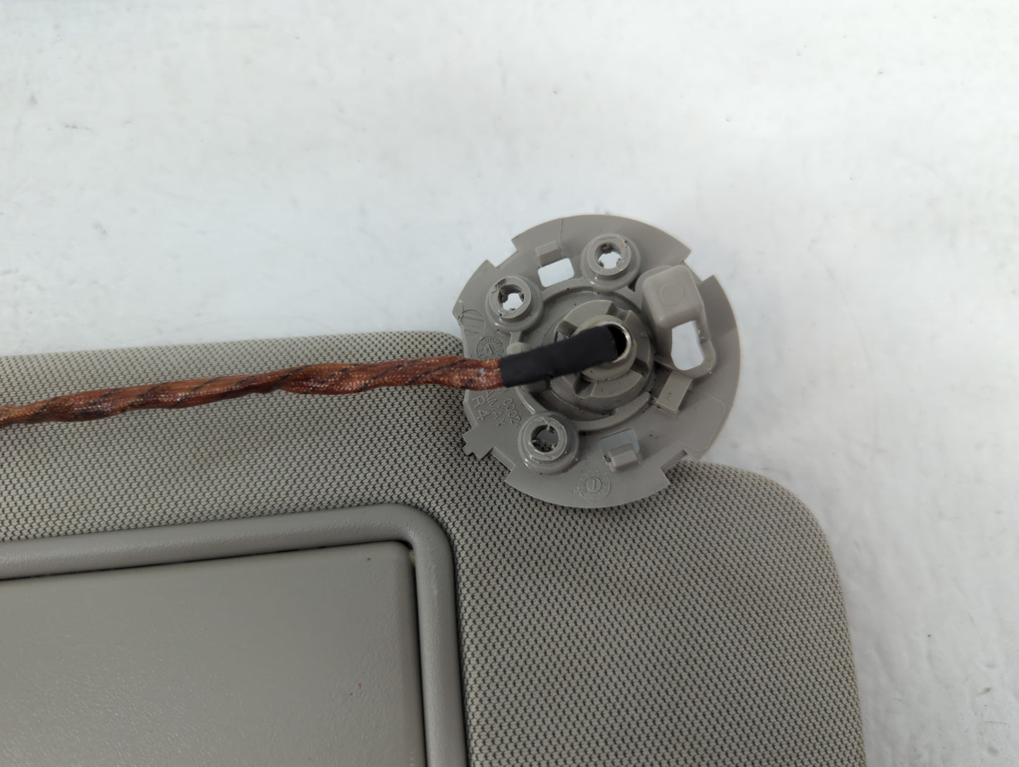 2013-2016 Chevrolet Malibu Sun Visor Shade Replacement Passenger Right Mirror Fits Fits 2013 2014 2015 2016 OEM Used Auto Pa