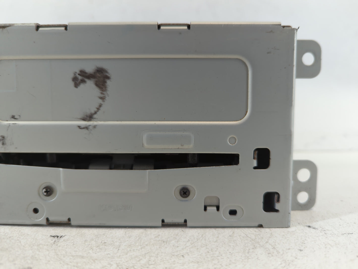 2014-2016 Chevrolet Malibu Am Fm Cd Player Radio Receiver - Oemusedautoparts1.com