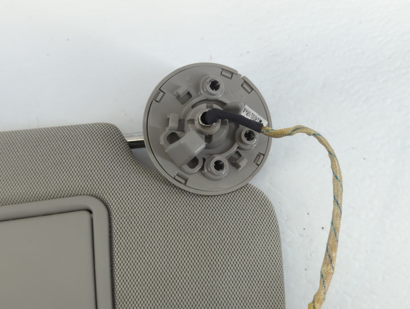 2013-2016 Chevrolet Malibu Sun Visor Shade Replacement Passenger Right Mirror Fits Fits 2013 2014 2015 2016 OEM Used Auto Pa