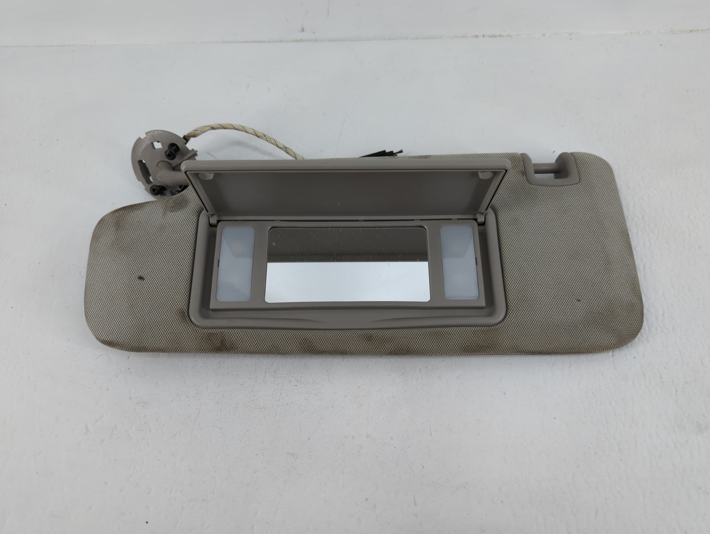 2013-2016 Chevrolet Malibu Sun Visor Shade Replacement Driver Left Mirror Fits Fits 2013 2014 2015 2016 OEM Used Auto Parts 