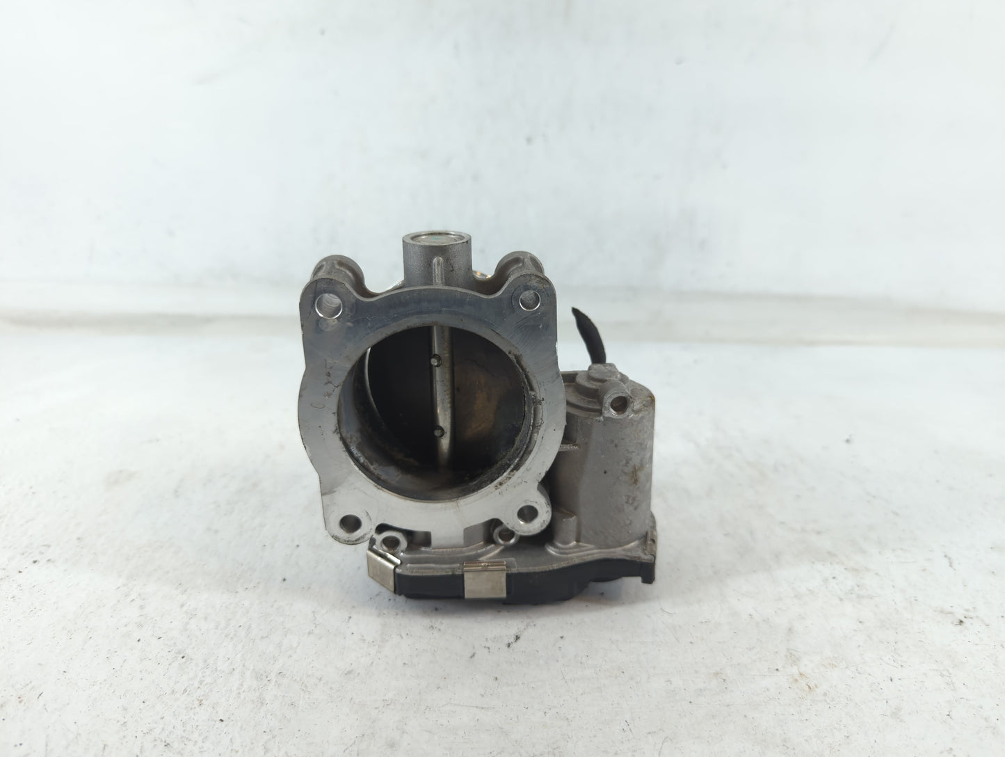2013-2015 Chevrolet Malibu Throttle Body P/N:12627217DA Fits Fits 2013 2014 2015 2017 2018 2019 2020 OEM Used Auto Parts - O