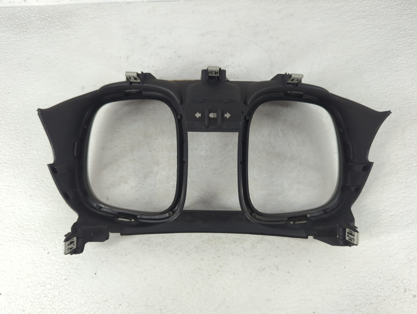 2015 Chevrolet Malibu Instrument Cluster Bezel - Oemusedautoparts1.com