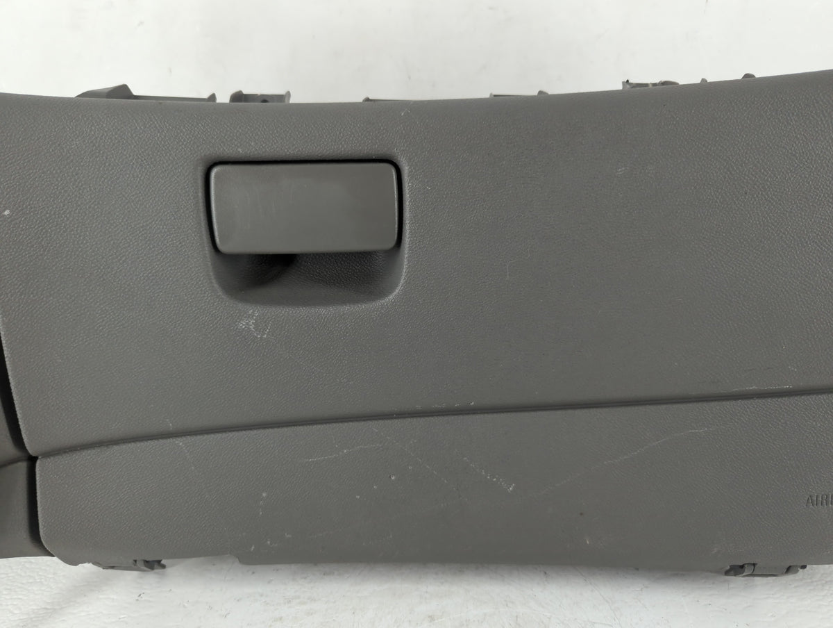 2015 Chevrolet Malibu Passenger Glove Box Door Storage Compartment 693676 - Oemusedautoparts1.com
