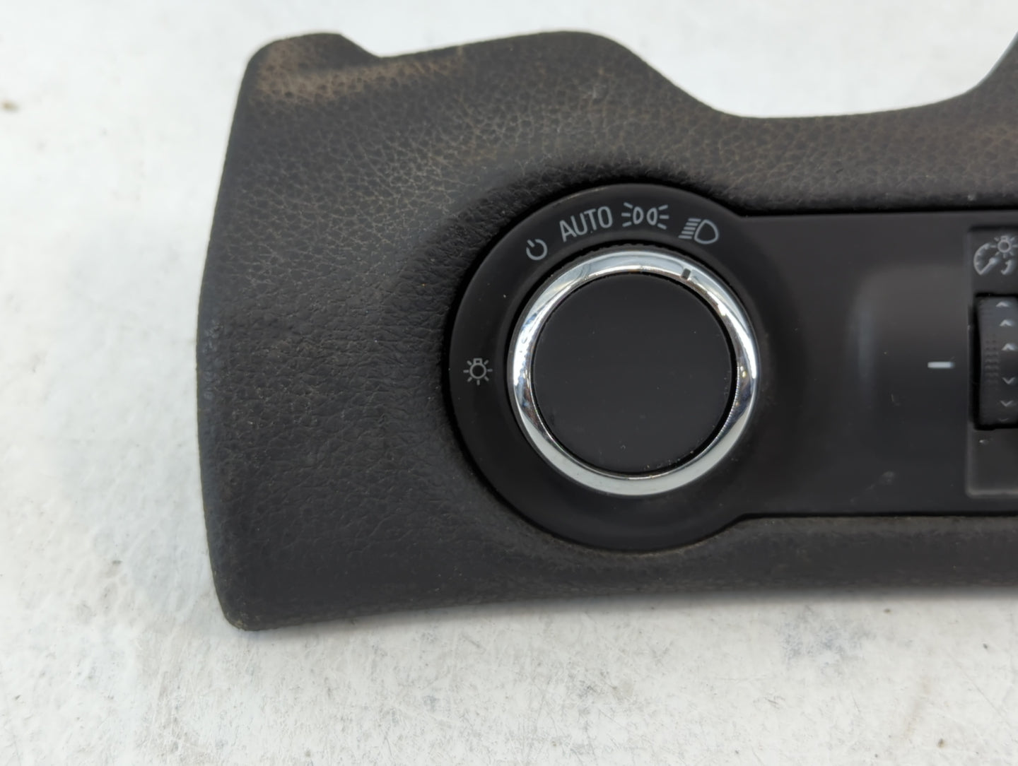 2015 Chevrolet Malibu HEADLIGHT SWITCH - Oemusedautoparts1.com