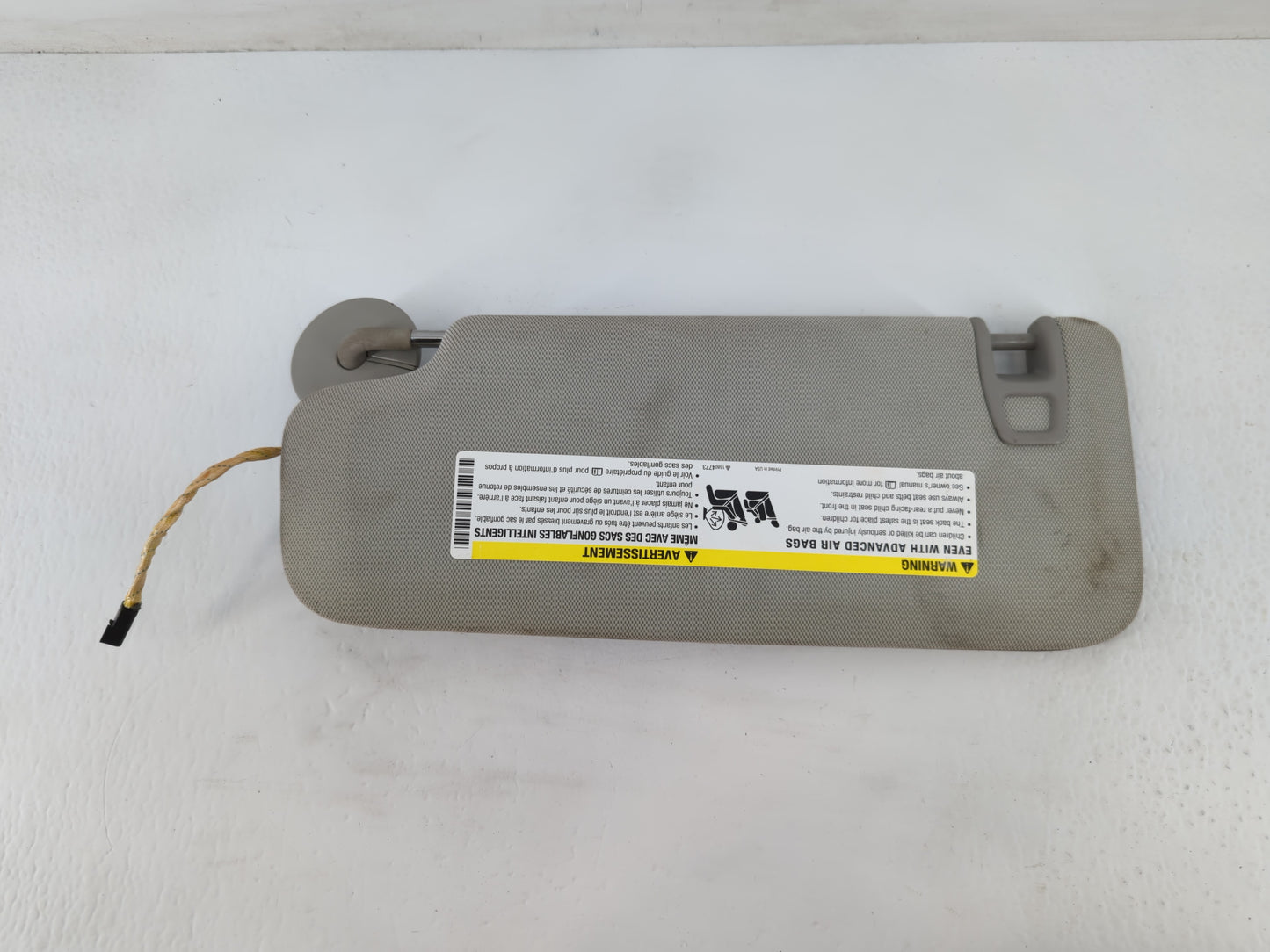 2013-2016 Chevrolet Malibu Sun Visor Shade Replacement Passenger Right Mirror Fits Fits 2013 2014 2015 2016 OEM Used Auto Pa