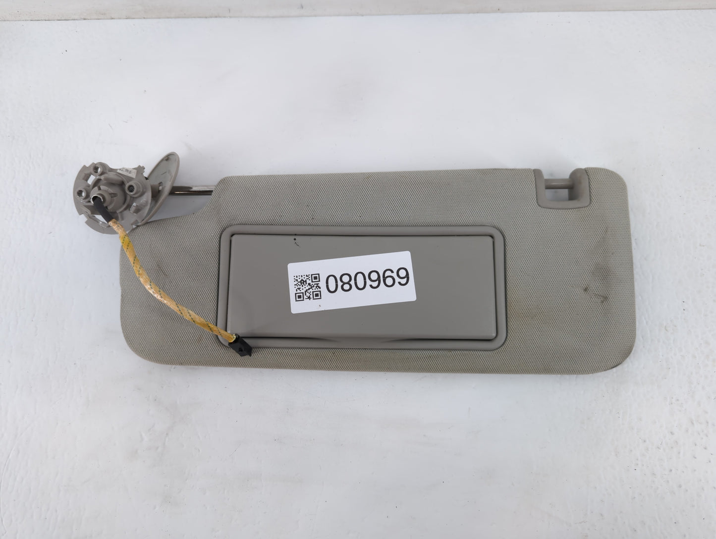 2013-2016 Chevrolet Malibu Sun Visor Shade Replacement Driver Left Mirror Fits Fits 2013 2014 2015 2016 OEM Used Auto Parts 