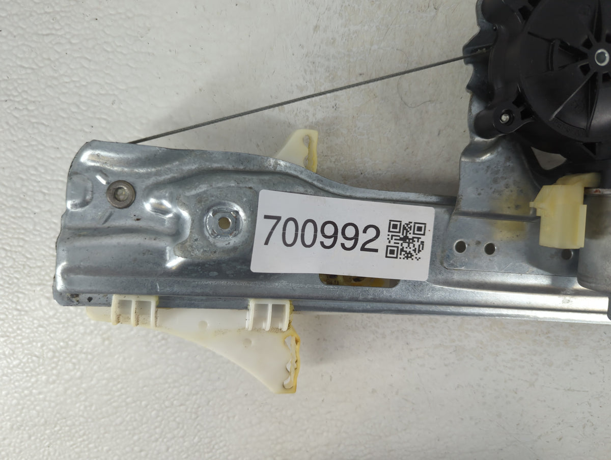 2013-2016 Chevrolet Malibu Used Window Regulator Right Passenger Rear 700992 - Oemusedautoparts1.com