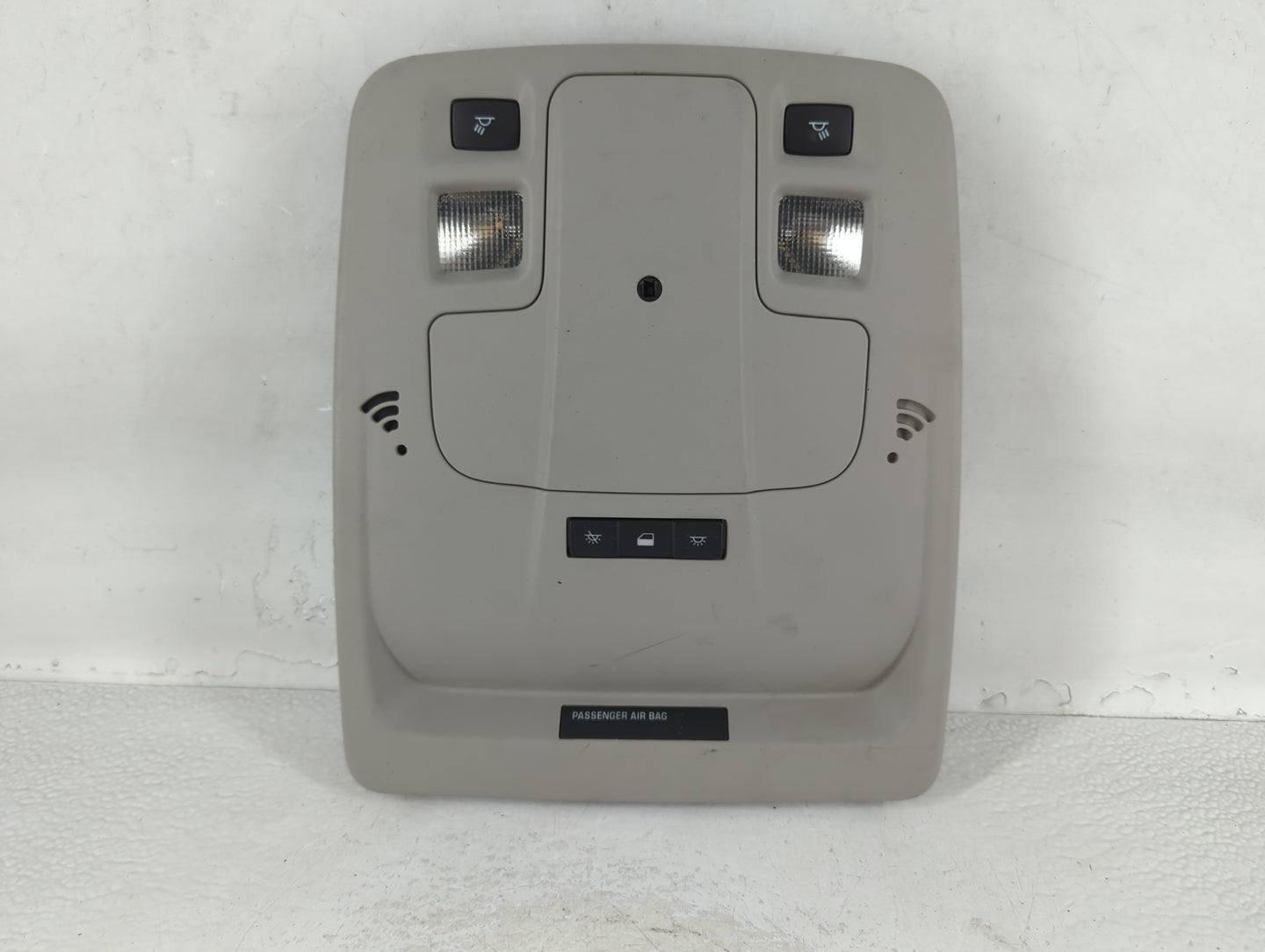 2015 Chevrolet Malibu Overhead Roof Console - Oemusedautoparts1.com