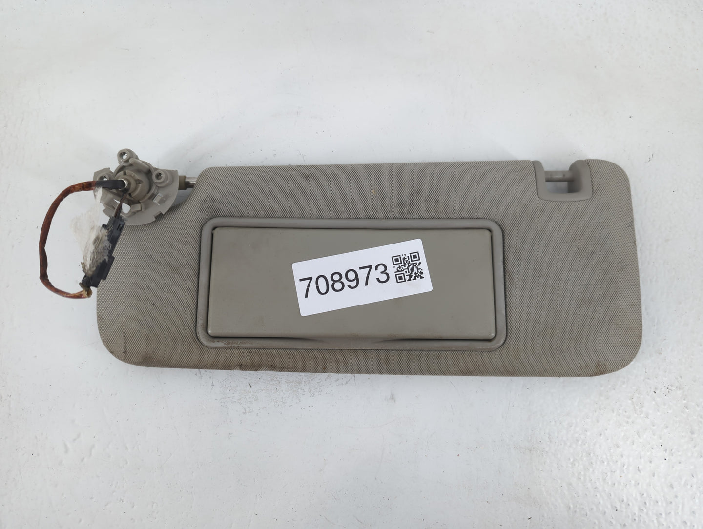 2013-2016 Chevrolet Malibu Sun Visor Shade Replacement Driver Left Mirror Fits Fits 2013 2014 2015 2016 OEM Used Auto Parts 