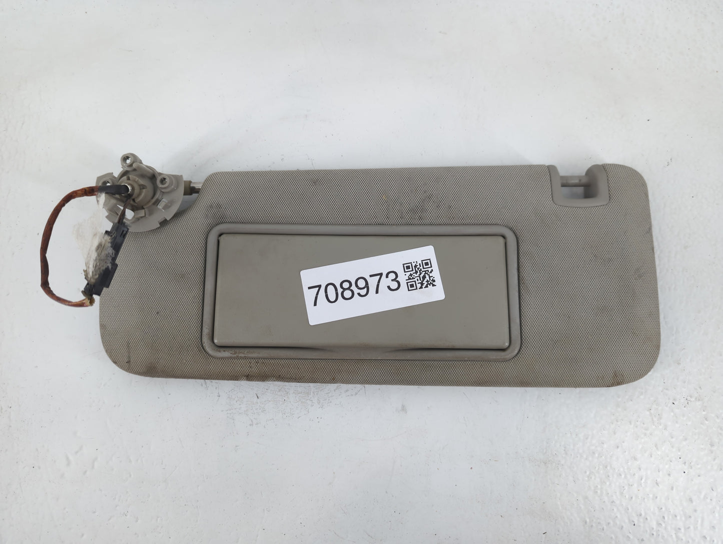 2013-2016 Chevrolet Malibu Sun Visor Shade Replacement Driver Left Mirror Fits Fits 2013 2014 2015 2016 OEM Used Auto Parts 