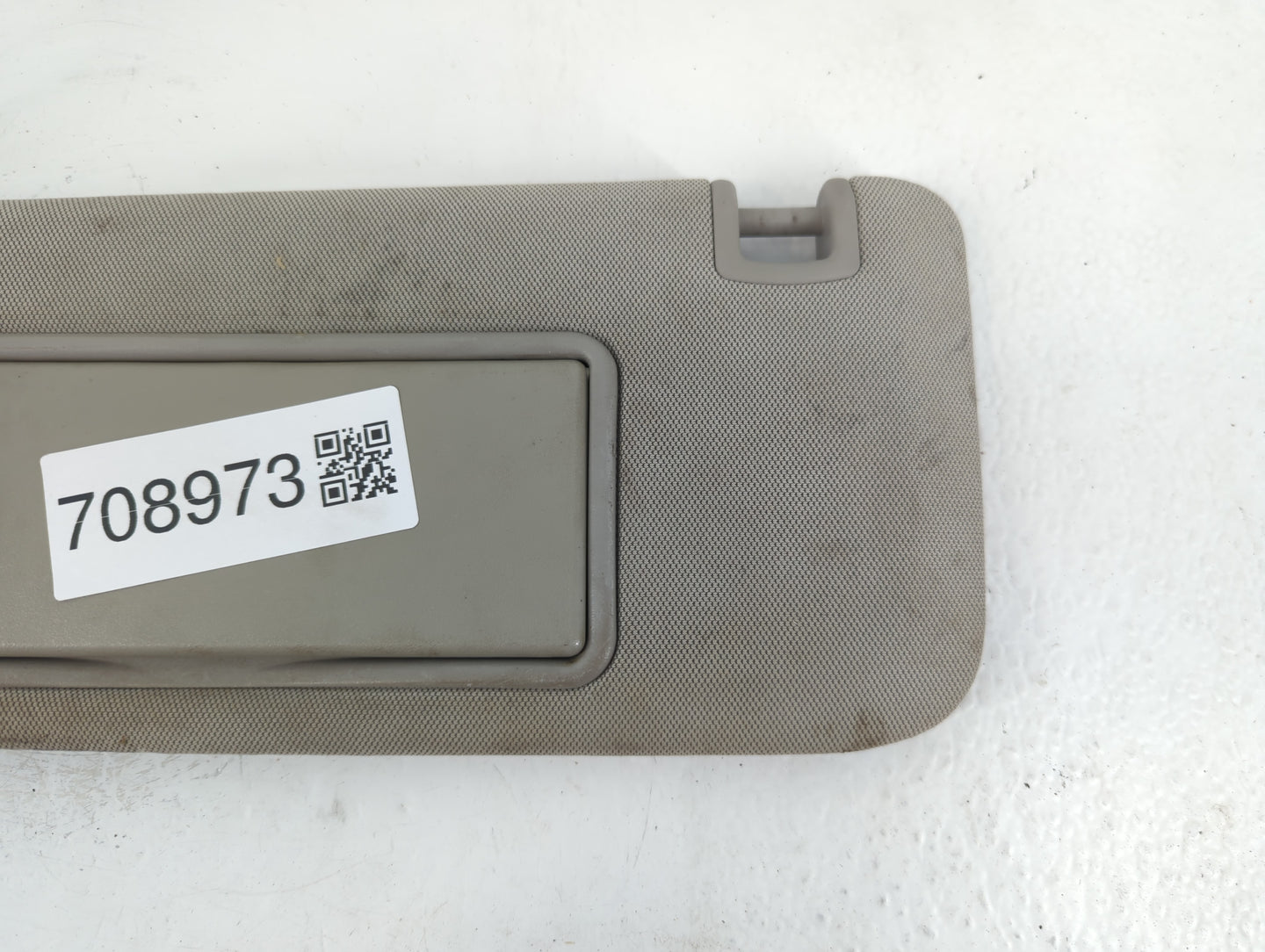 2013-2016 Chevrolet Malibu Sun Visor Shade Replacement Driver Left Mirror Fits Fits 2013 2014 2015 2016 OEM Used Auto Parts 