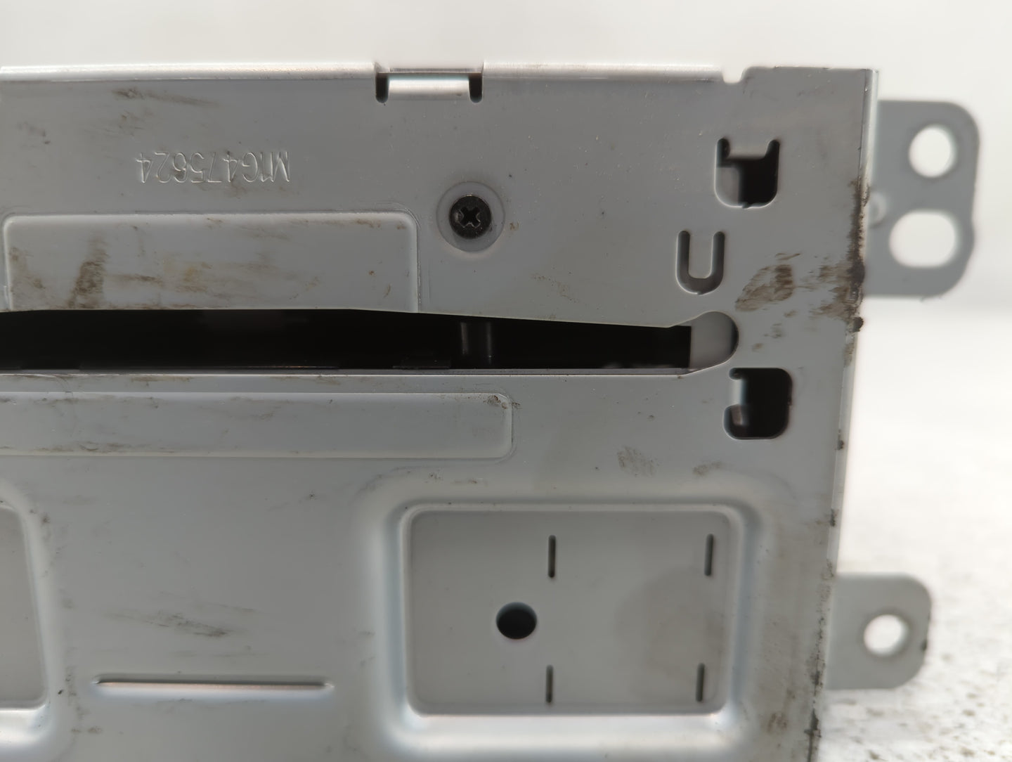 2014-2016 Chevrolet Malibu Am Fm Cd Player Radio Receiver - Oemusedautoparts1.com