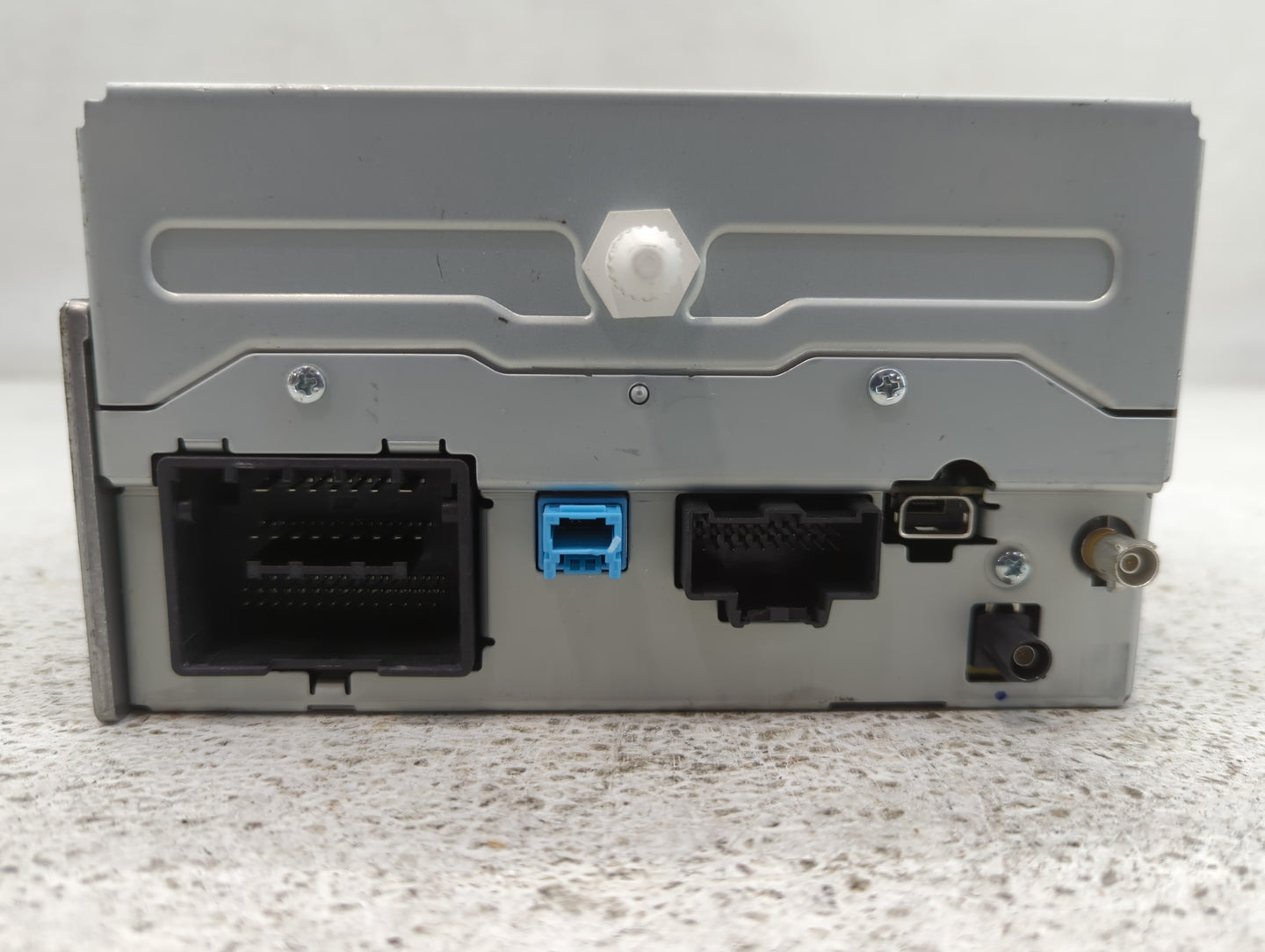 2014-2016 Chevrolet Malibu Am Fm Cd Player Radio Receiver - Oemusedautoparts1.com
