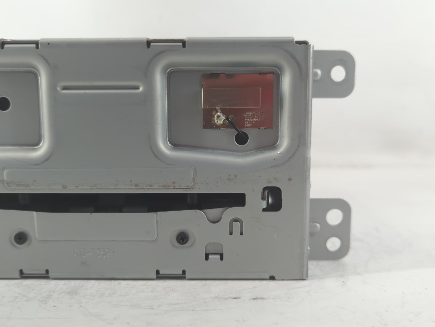 2015 Chevrolet Malibu Radio AM FM Cd Player Receiver Replacement P/N:23495272 Fits OEM Used Auto Parts - Oemusedautoparts1.c
