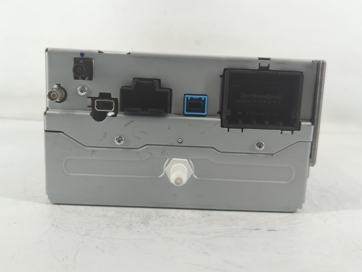 2015 Chevrolet Malibu Radio AM FM Cd Player Receiver Replacement P/N:23495272 Fits OEM Used Auto Parts - Oemusedautoparts1.c