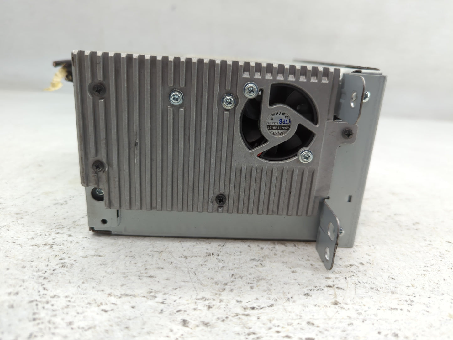 2014-2016 Chevrolet Malibu Am Fm Cd Player Radio Receiver - Oemusedautoparts1.com