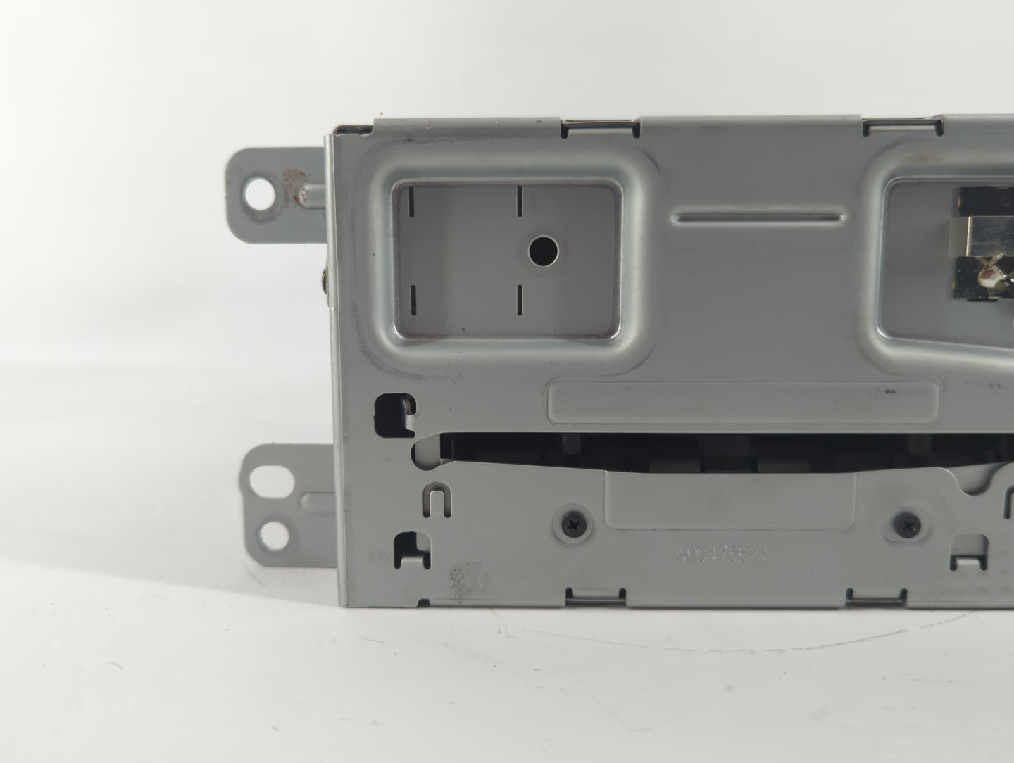 2015 Chevrolet Malibu Am Fm Cd Player Radio Receiver - Oemusedautoparts1.com