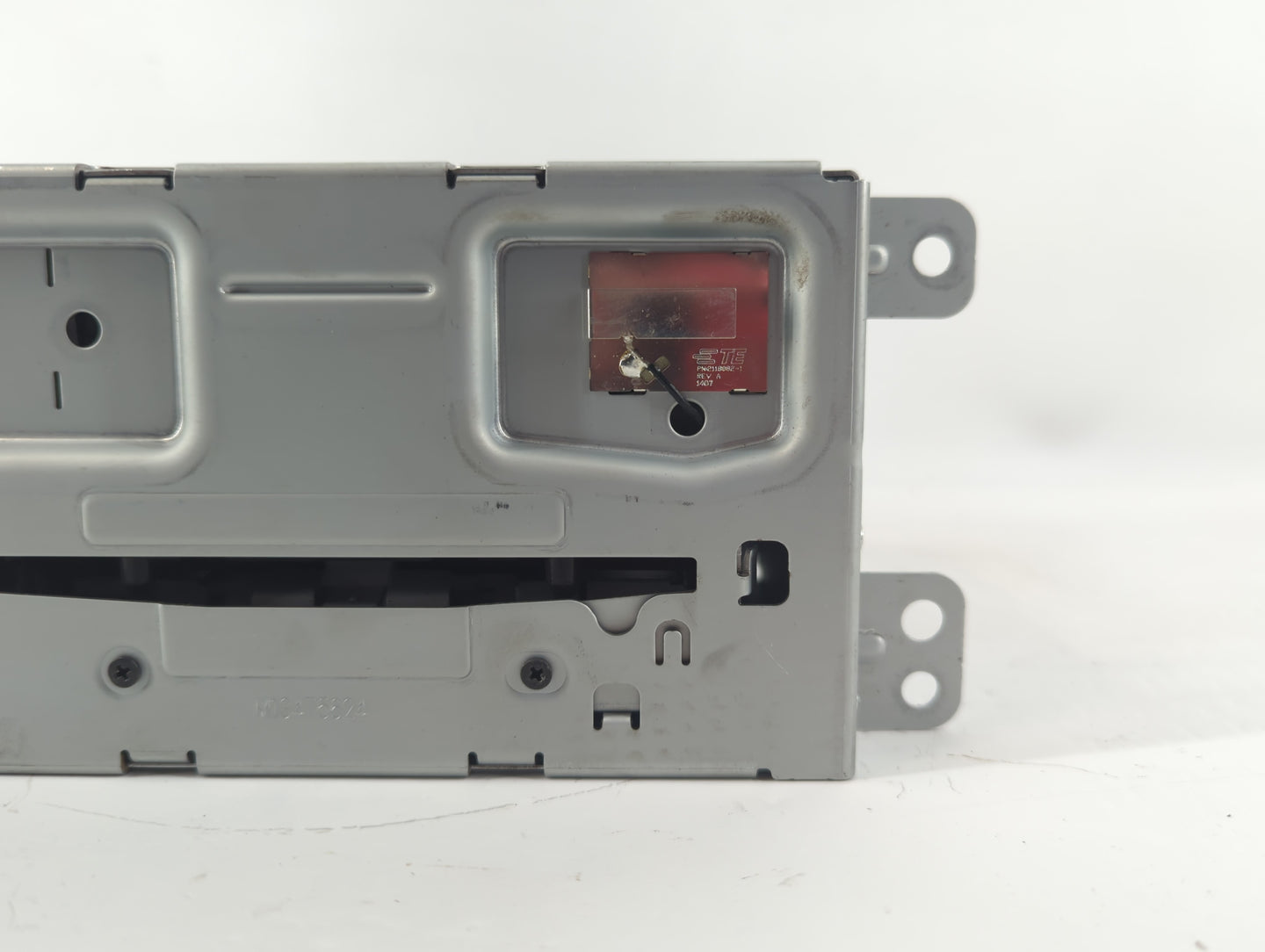 2015 Chevrolet Malibu Am Fm Cd Player Radio Receiver - Oemusedautoparts1.com