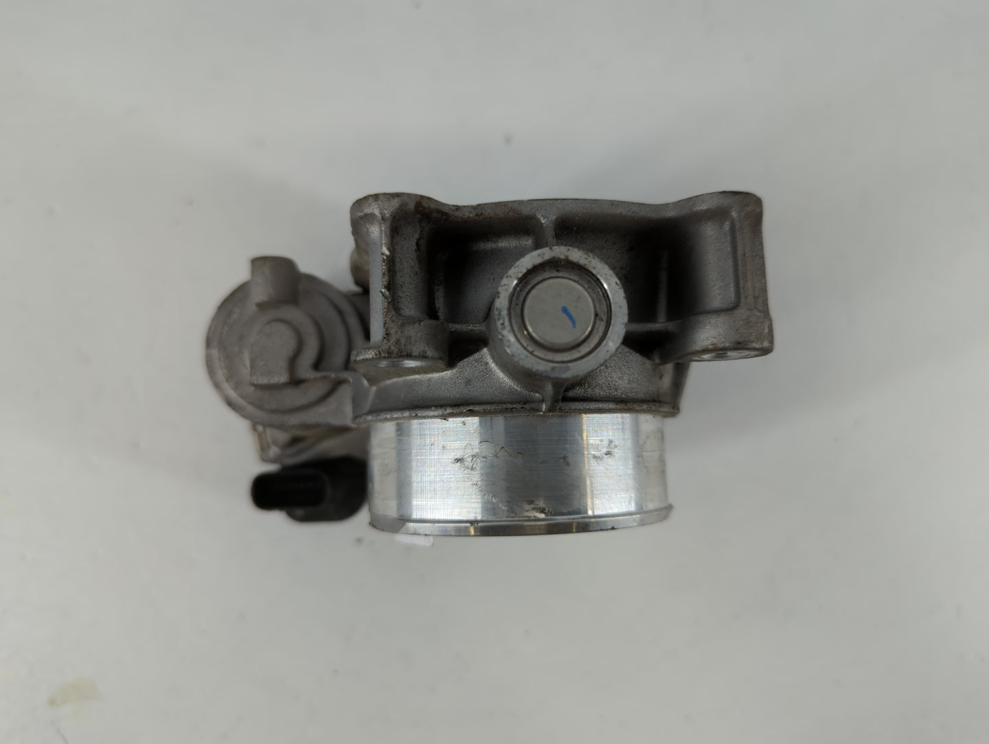 2013-2021 Chevrolet Malibu Throttle Body P/N:12627217DA Fits Fits 2013 2014 2015 2016 2017 2018 2019 2020 2021 OEM Used Auto