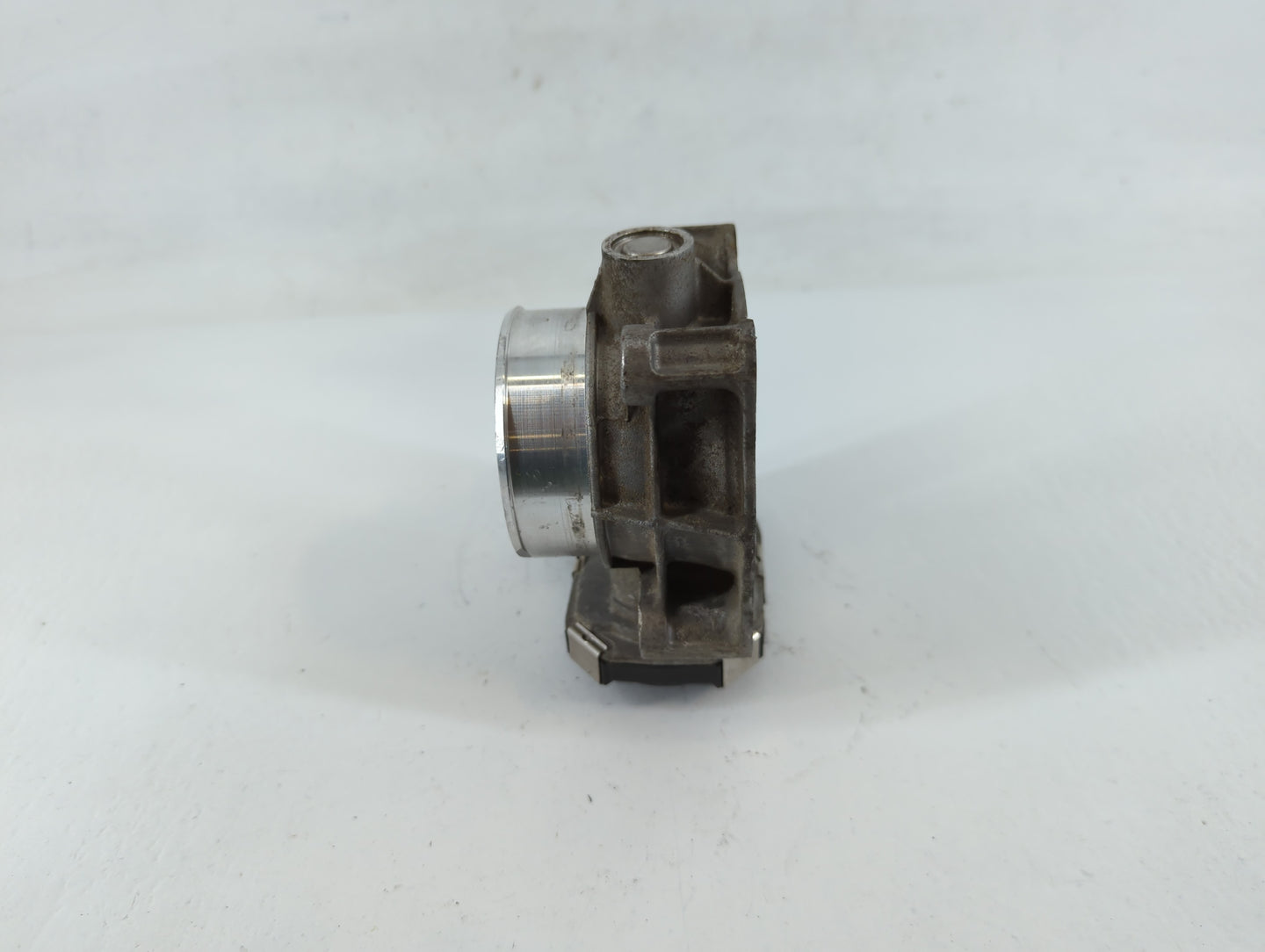 2013-2015 Chevrolet Malibu Throttle Body P/N:12627217DA Fits Fits 2013 2014 2015 2017 2018 2019 2020 OEM Used Auto Parts - O