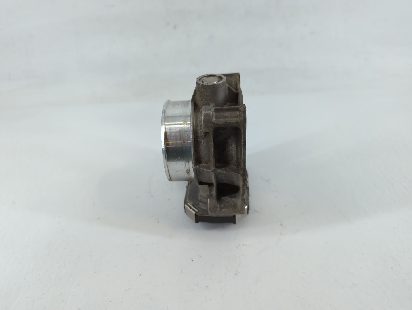 2013-2015 Chevrolet Malibu Throttle Body P/N:12627217DA Fits Fits 2013 2014 2015 2017 2018 2019 2020 OEM Used Auto Parts - O