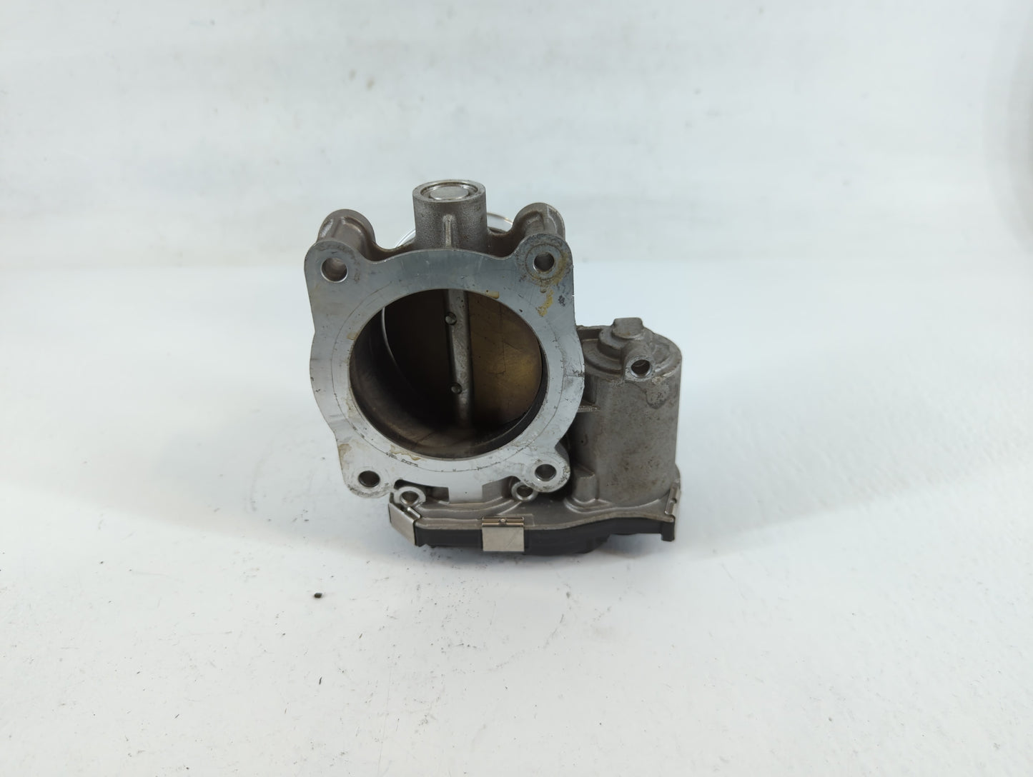2013-2015 Chevrolet Malibu Throttle Body P/N:12627217DA Fits Fits 2013 2014 2015 2017 2018 2019 2020 OEM Used Auto Parts - O