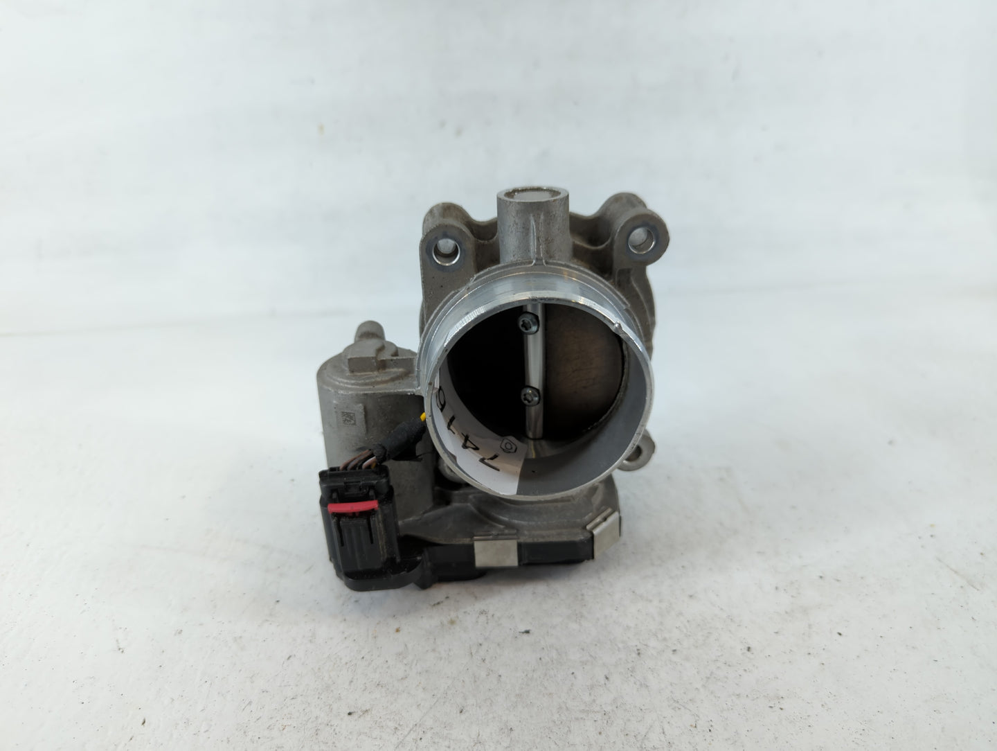 2013-2015 Chevrolet Malibu Throttle Body P/N:12627217DA Fits Fits 2013 2014 2015 2017 2018 2019 2020 OEM Used Auto Parts - O