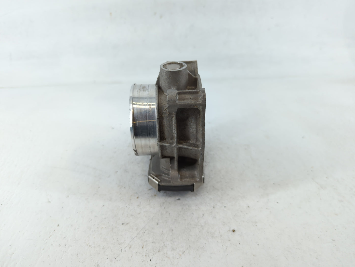 2013-2015 Chevrolet Malibu Throttle Body P/N:12627217DA Fits Fits 2013 2014 2015 2017 2018 2019 2020 OEM Used Auto Parts - O