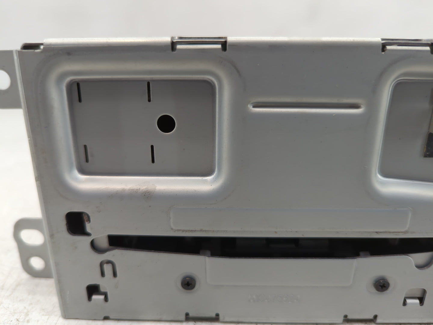 2014-2016 Chevrolet Malibu Am Fm Cd Player Radio Receiver - Oemusedautoparts1.com
