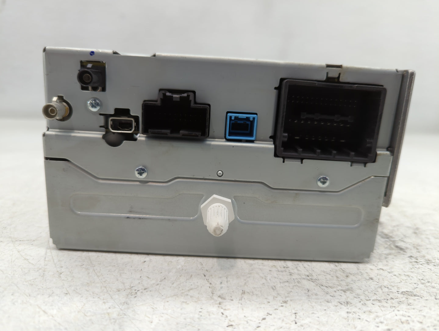 2014-2016 Chevrolet Malibu Am Fm Cd Player Radio Receiver - Oemusedautoparts1.com