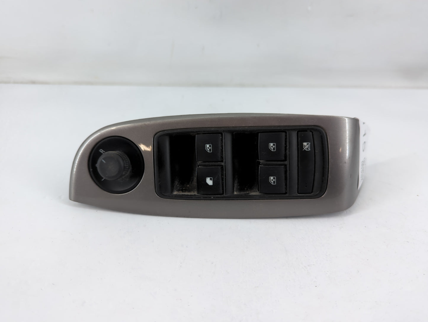 2014-2016 Chevrolet Malibu Master Power Window Switch Replacement Driver Side Left P/N:231474 20917577 Fits OEM Used Auto Pa