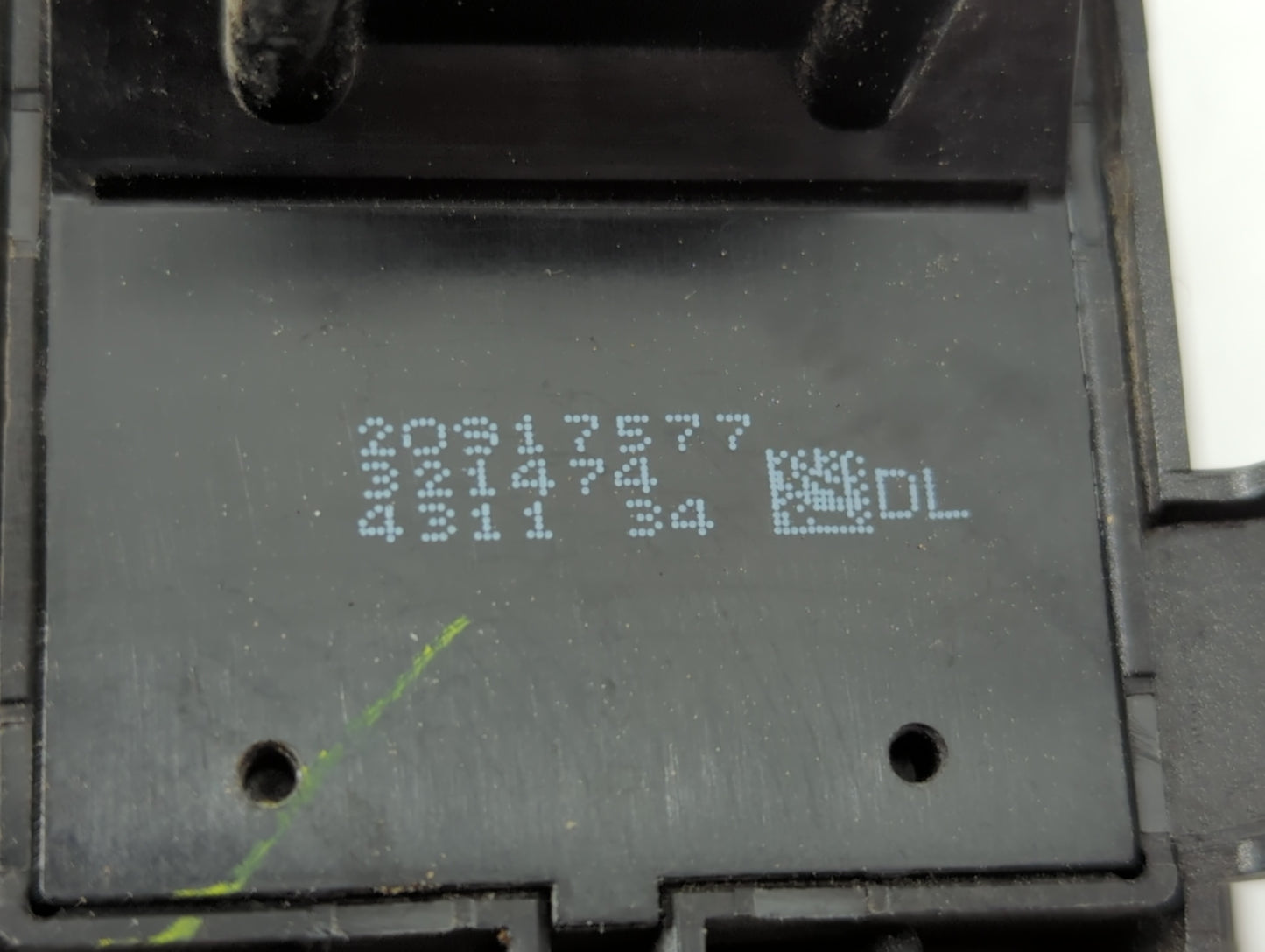 2014-2016 Chevrolet Malibu Master Power Window Switch Replacement Driver Side Left P/N:231474 20917577 Fits OEM Used Auto Pa