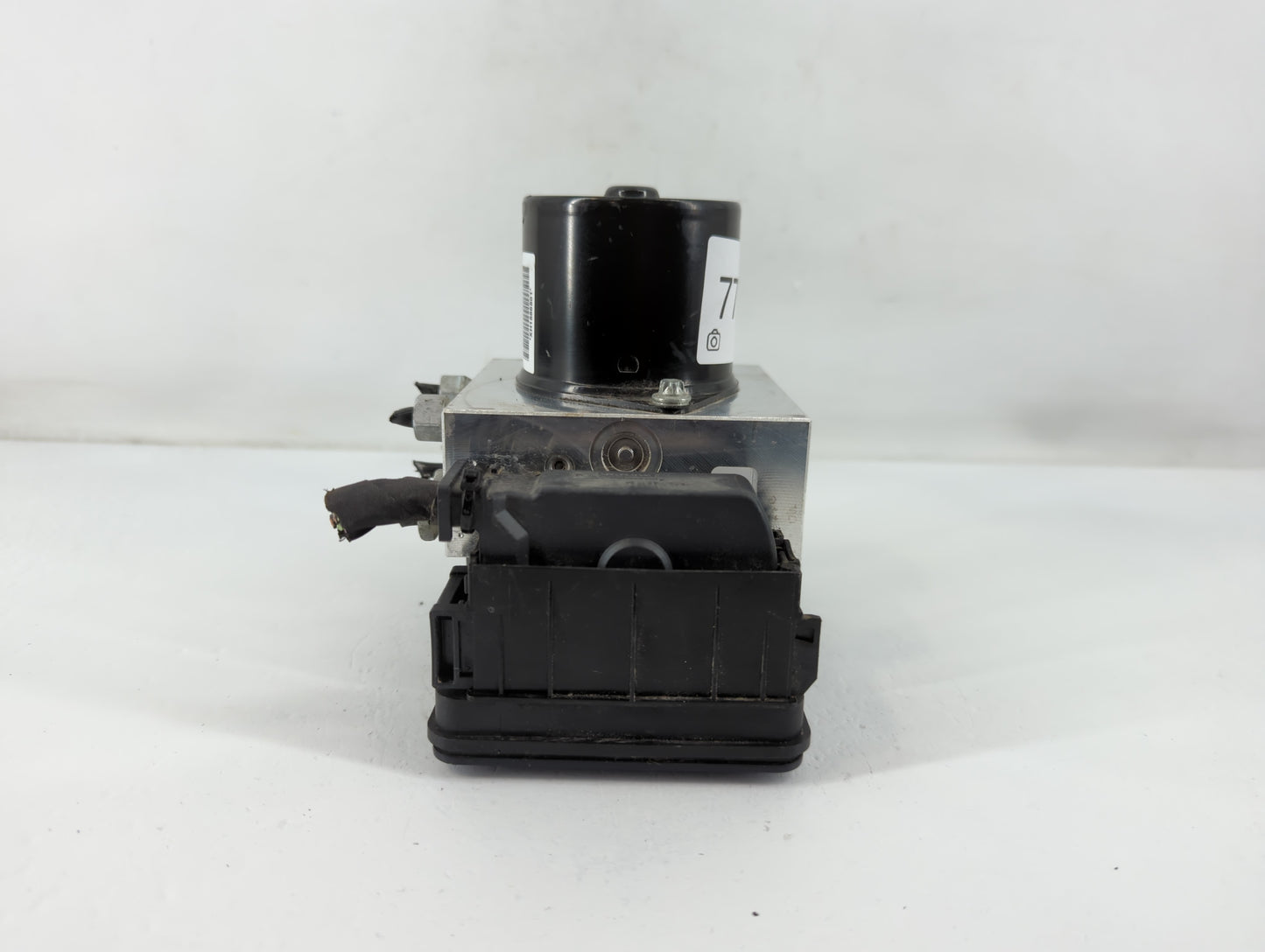 2013-2016 Chevrolet Malibu ABS Pump Control Module Replacement P/N:22863598 Fits Fits 2012 2013 2014 2015 2016 OEM Used Auto