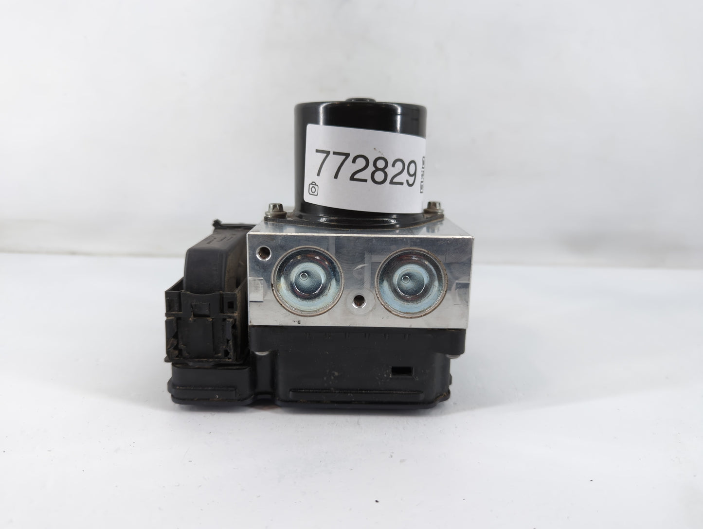 2013-2016 Chevrolet Malibu ABS Pump Control Module Replacement P/N:22863598 Fits Fits 2012 2013 2014 2015 2016 OEM Used Auto