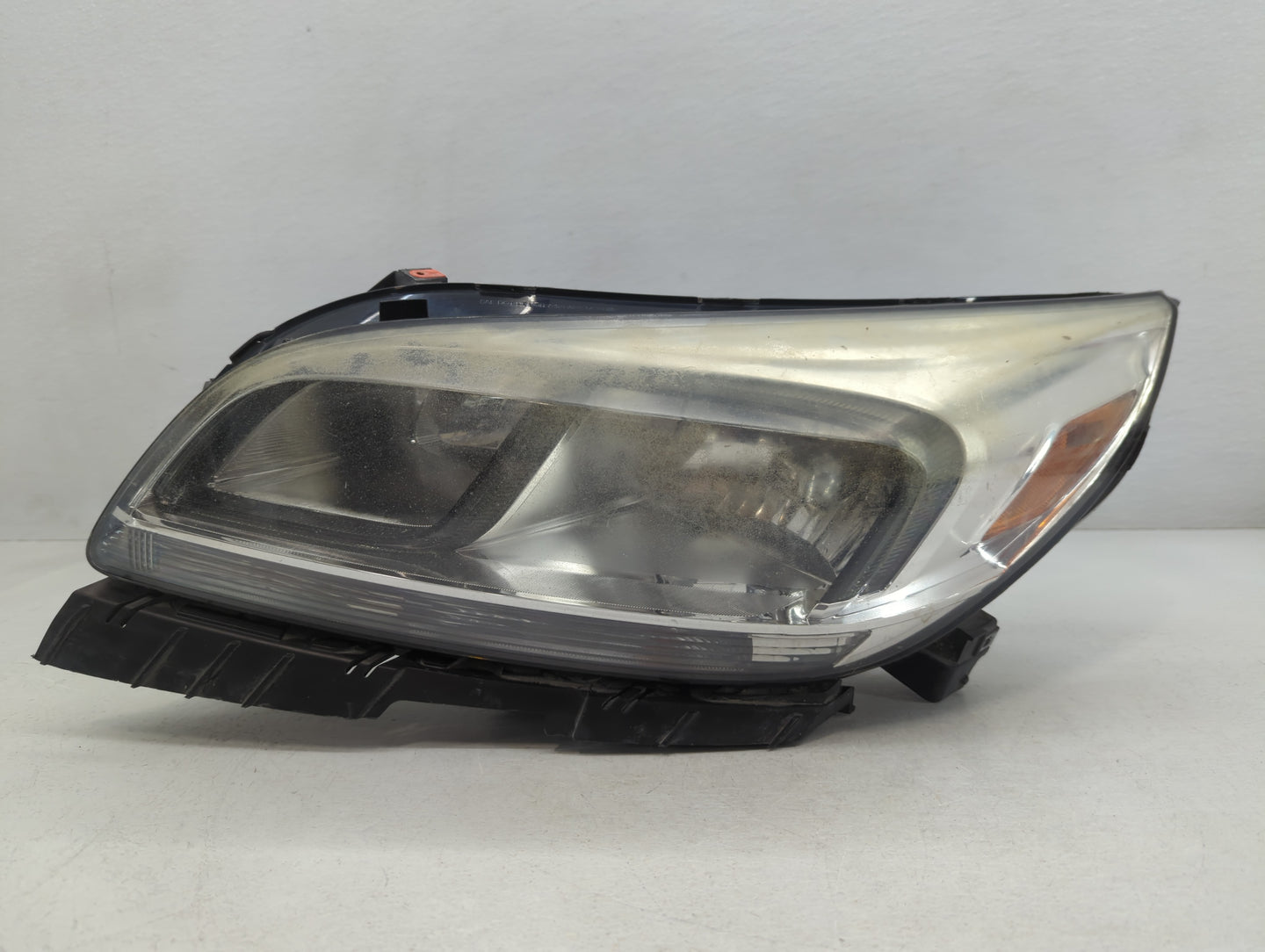 2013-2016 Chevrolet Malibu Driver Left Oem Head Light Headlight Lamp - Oemusedautoparts1.com