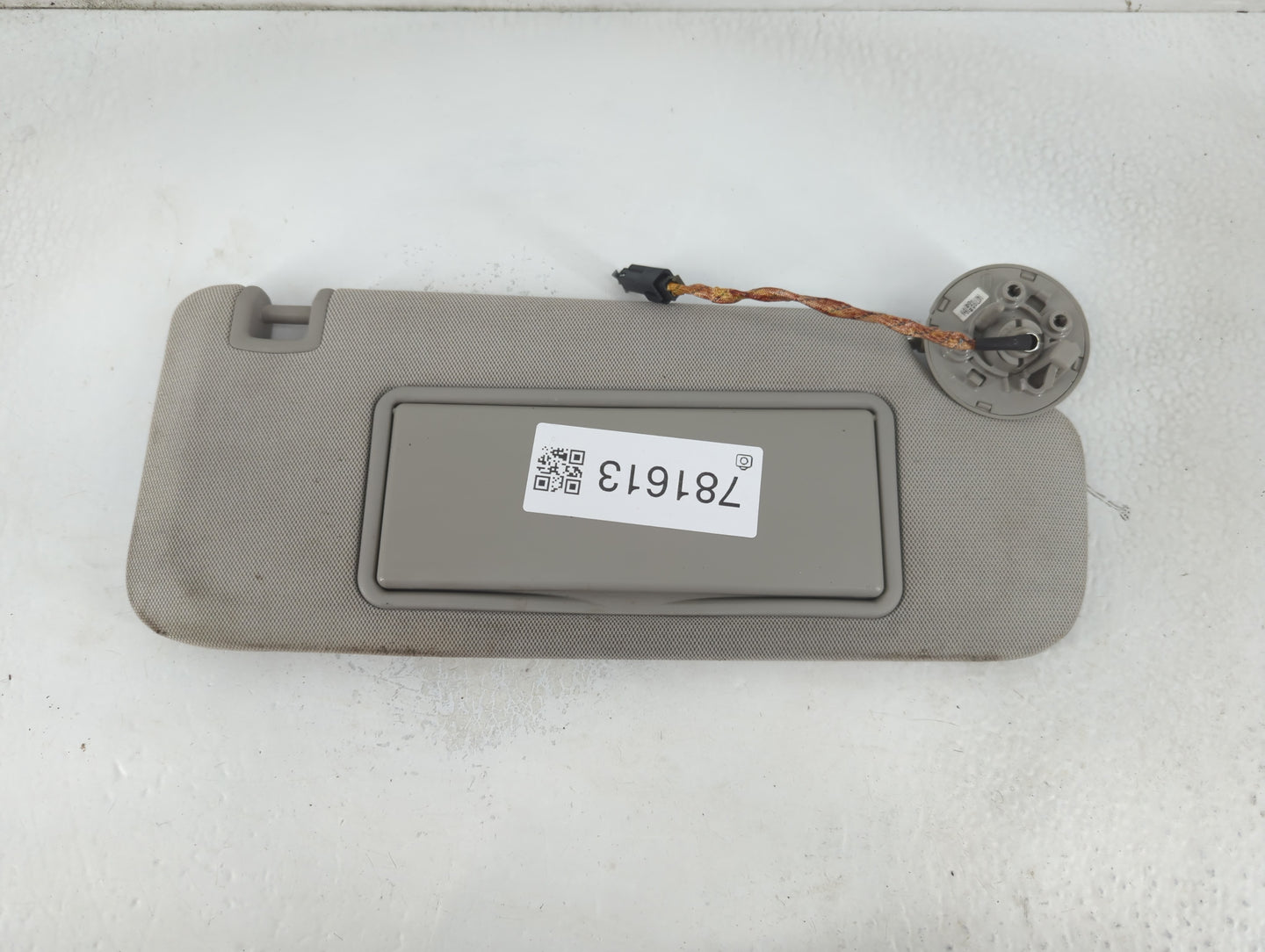 2013-2016 Chevrolet Malibu Sun Visor Shade Replacement Passenger Right Mirror Fits Fits 2013 2014 2015 2016 OEM Used Auto Pa